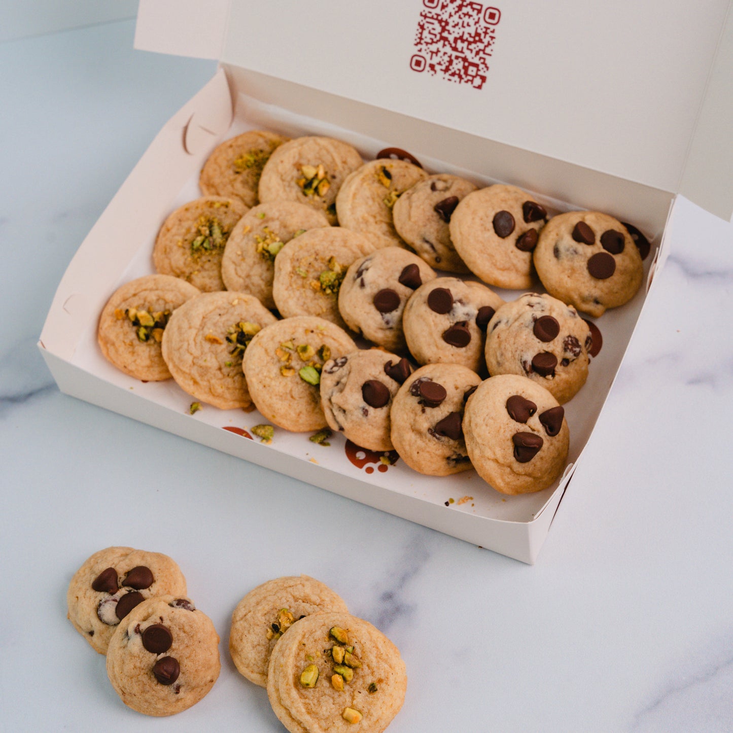 The Mix Box of Minis